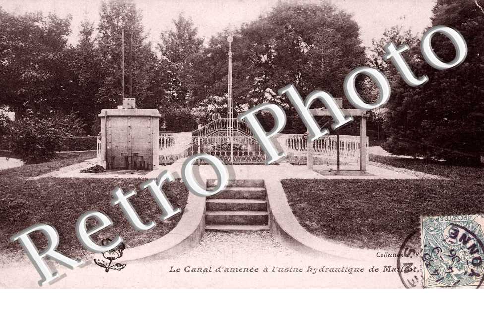 Le canal d'amenee a l'usine hydraulique