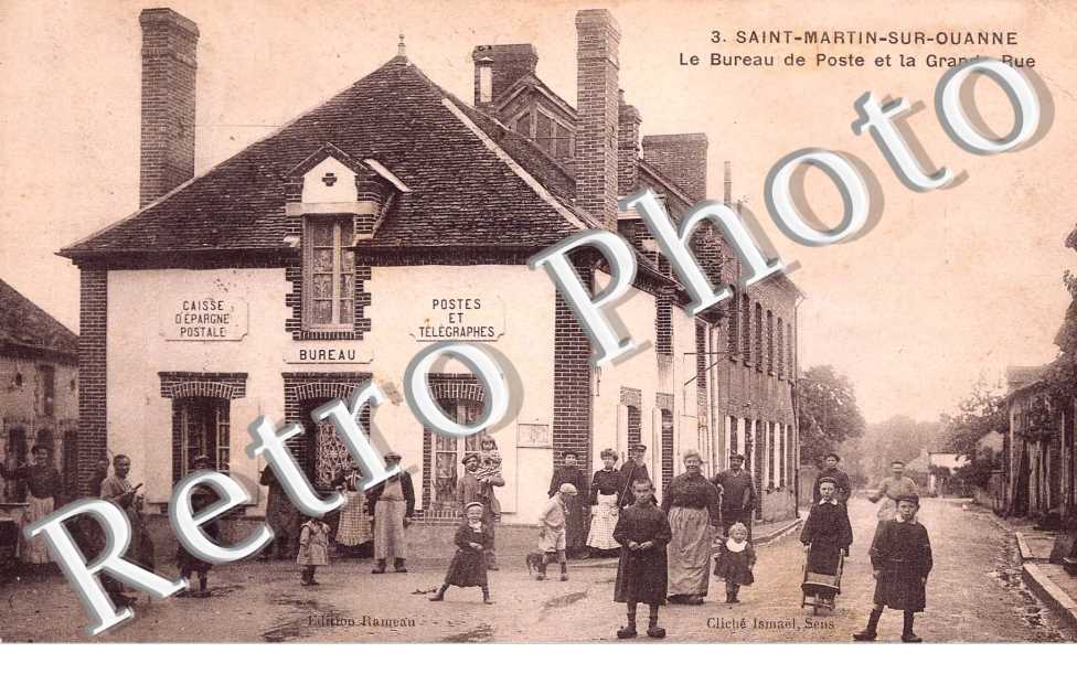 le bureau de poste et la grande rue