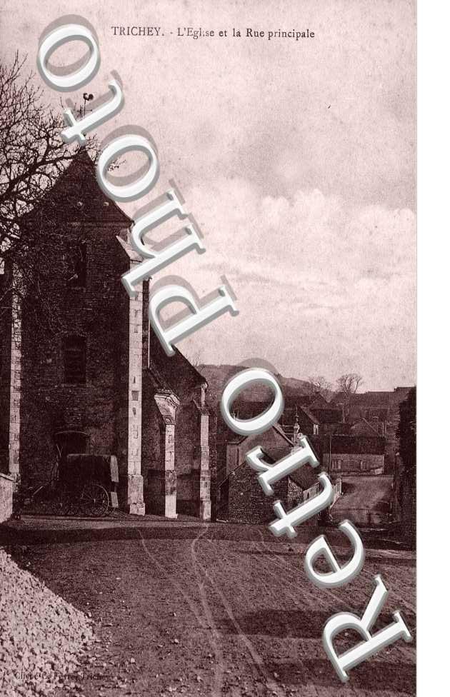 L'EGLISE ET LA RUE PRINCIPALE