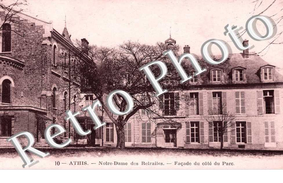 Notre Dame des Retraites - Façade côté du Parc