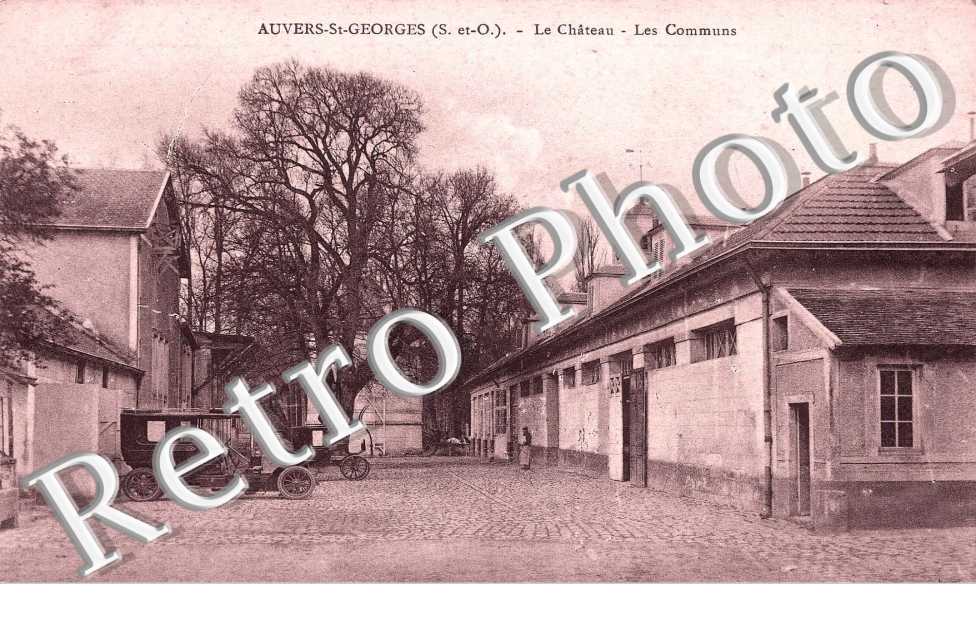 Le Chateau, les Communs