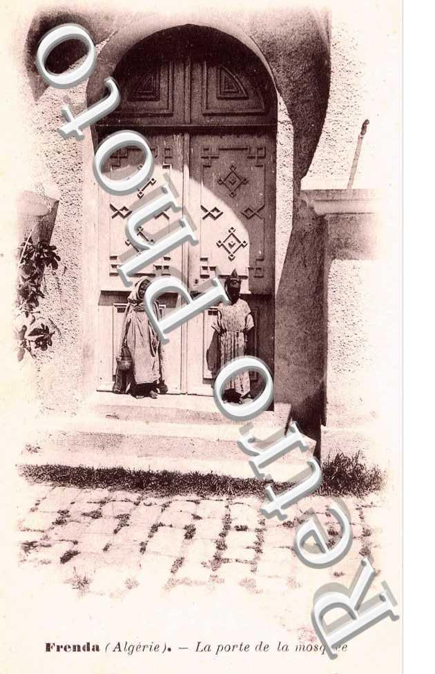 La porte de la Mosquee