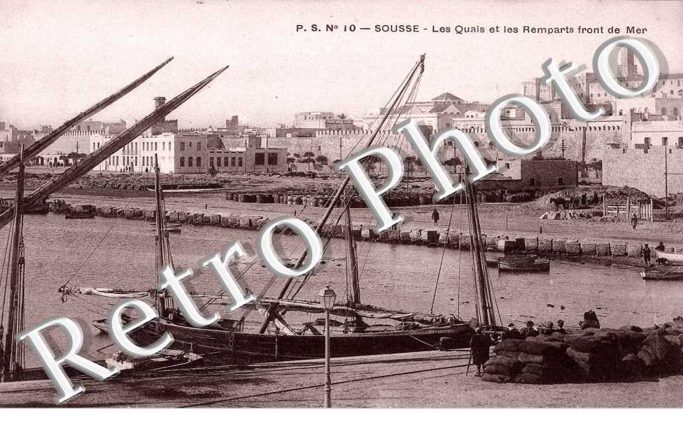 Les quais et  les remparts front de mer