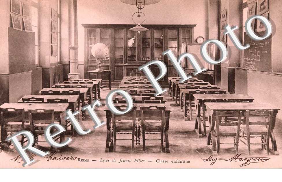lycee de jeunes filles, classe enfantine