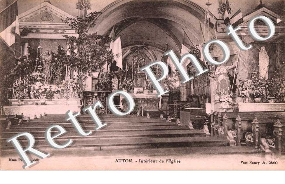 Interieur de l'eglise
