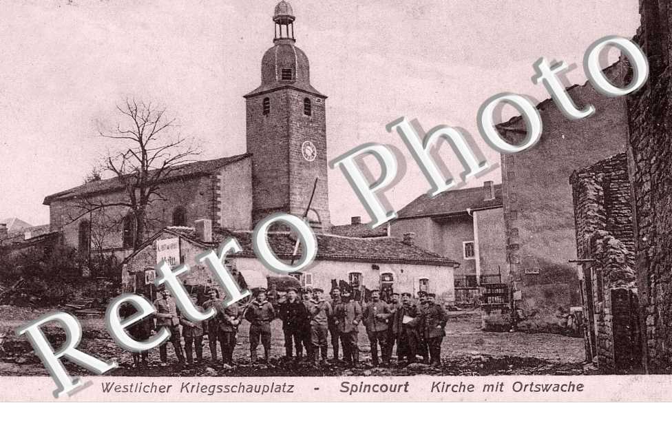Westlicher Kriegsschauplatz - Kirche mit Ortswache - Feldpost