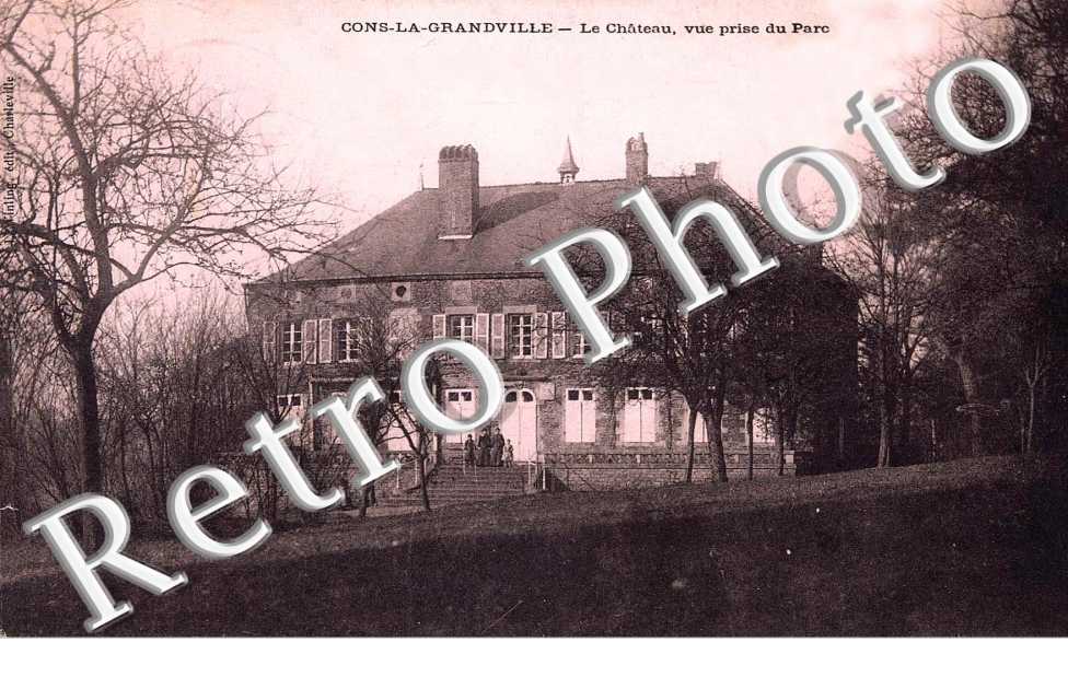 le chateau, vue prise du parc