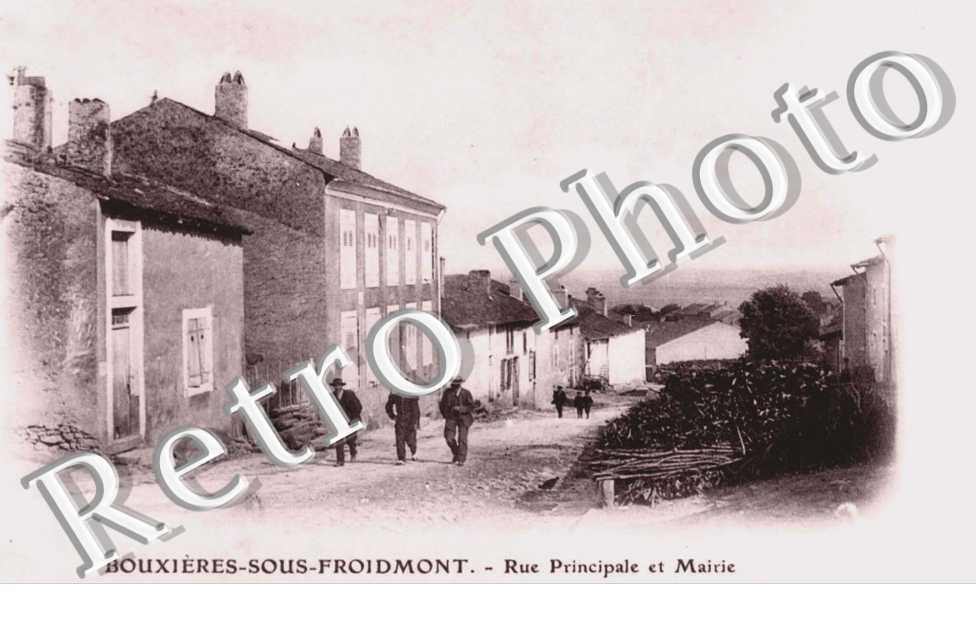 Rue Principale et Mairie