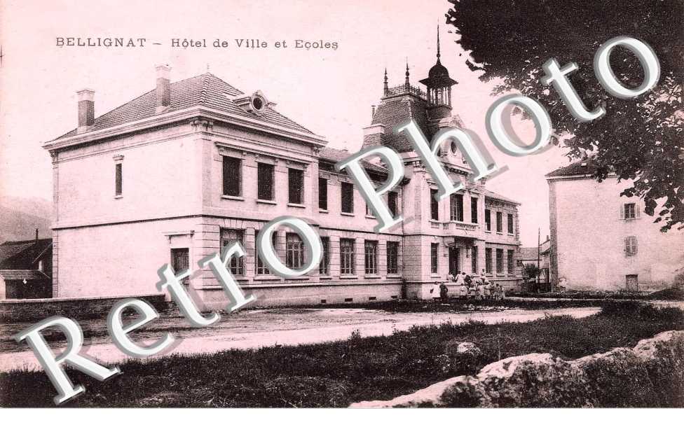 Hotel de ville et ecoles