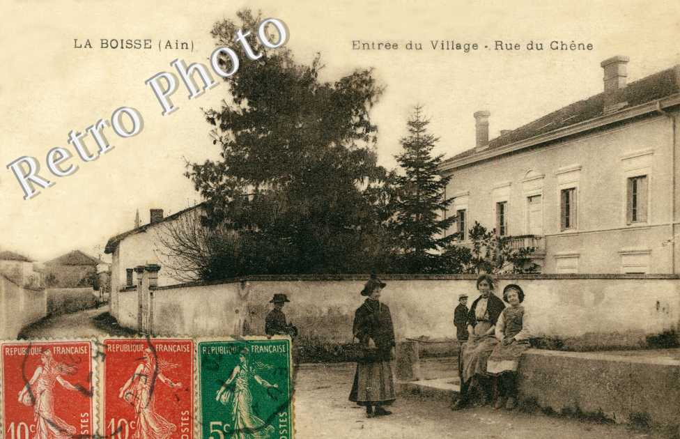 Entree du village - rue du chene