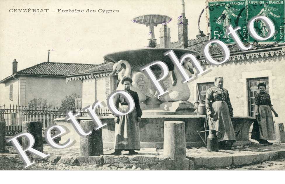  Fontaine des Cygnes