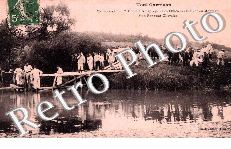 Toul garnison Manoeuvres du Genie les Officiers assistant au Montage d'un Pont sur chevalet