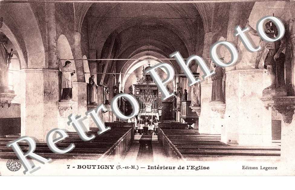 Interieur de l'Eglise