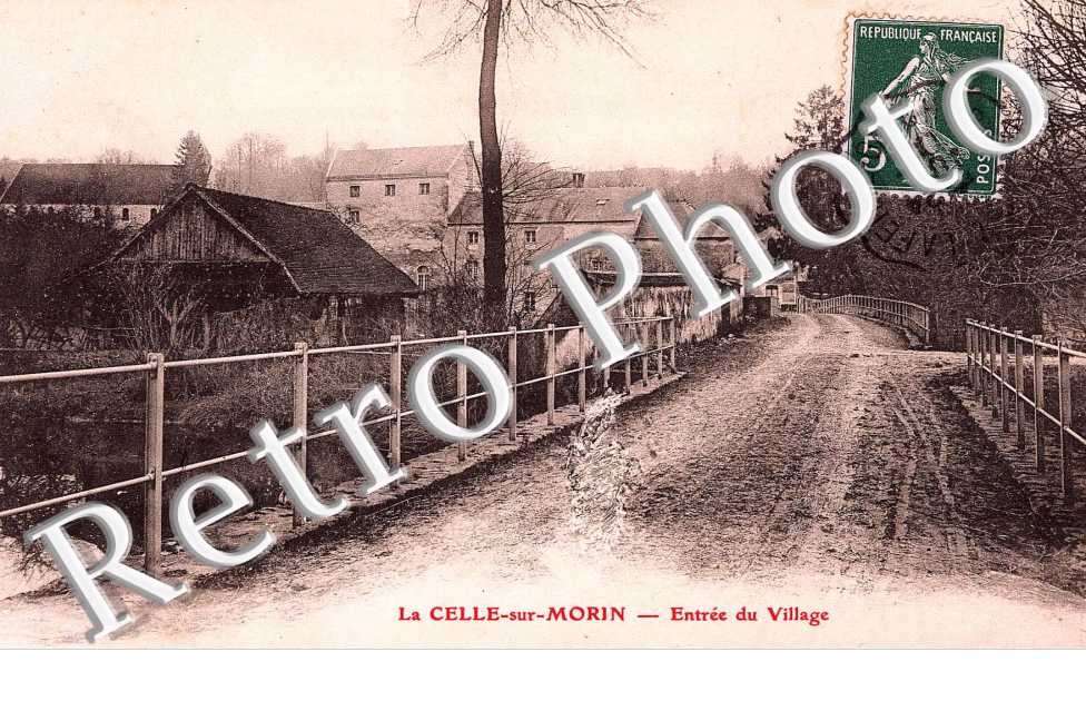 entree du village