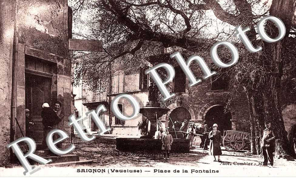 Place de la fontaine