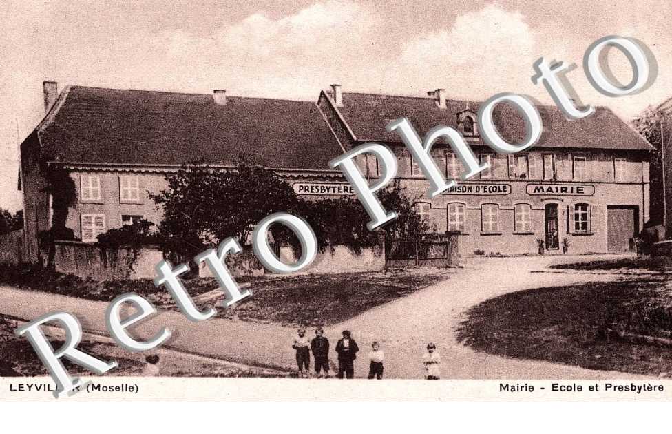 Mairie, Ecole et Presbytere