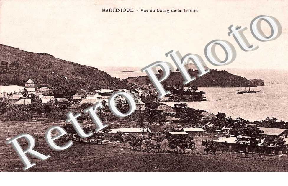 VUE DU BOURG DE LA TRINITE
