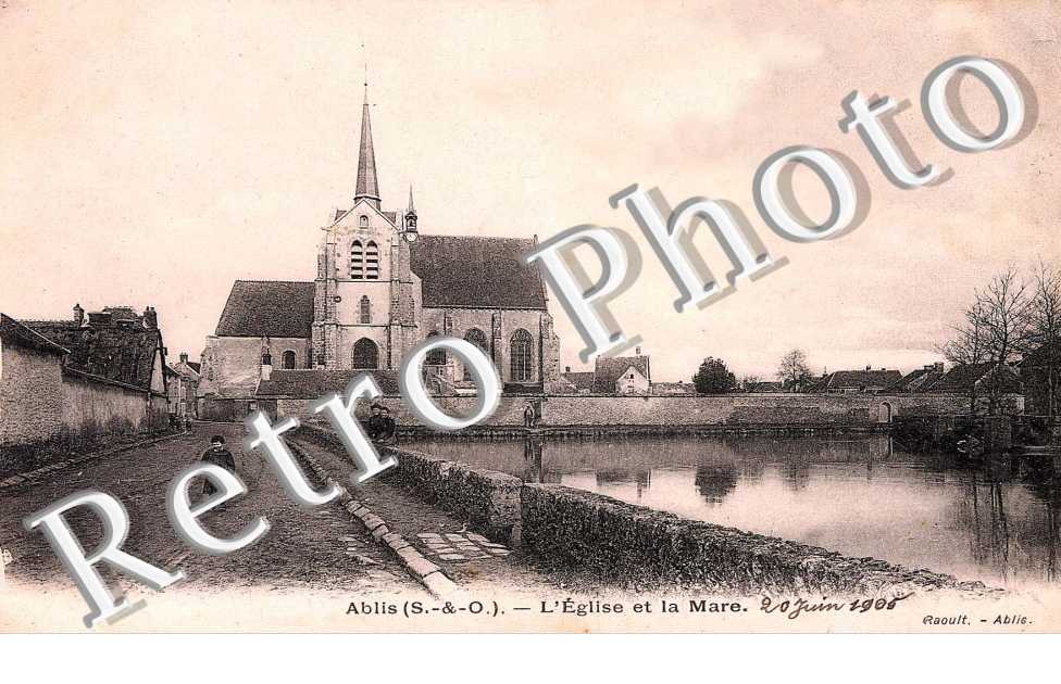 L'Eglise et la Mare