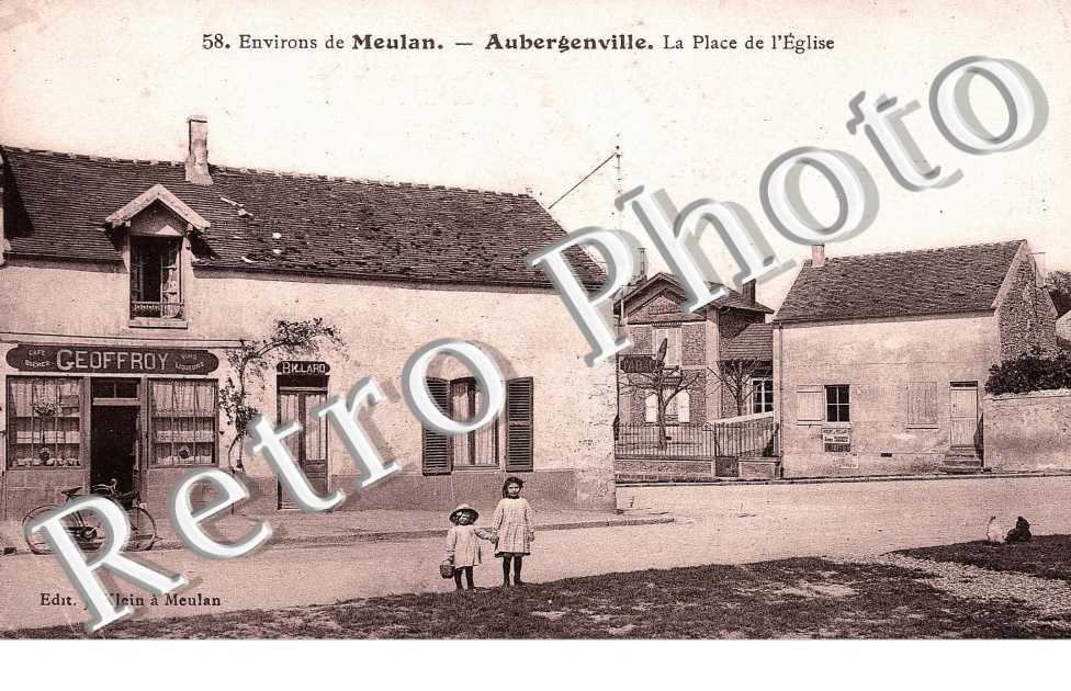 LA PLACE DE L'EGLISE