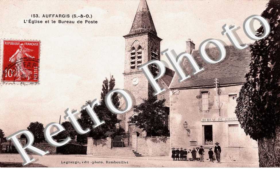 L'Eglise et le Bureau de Poste