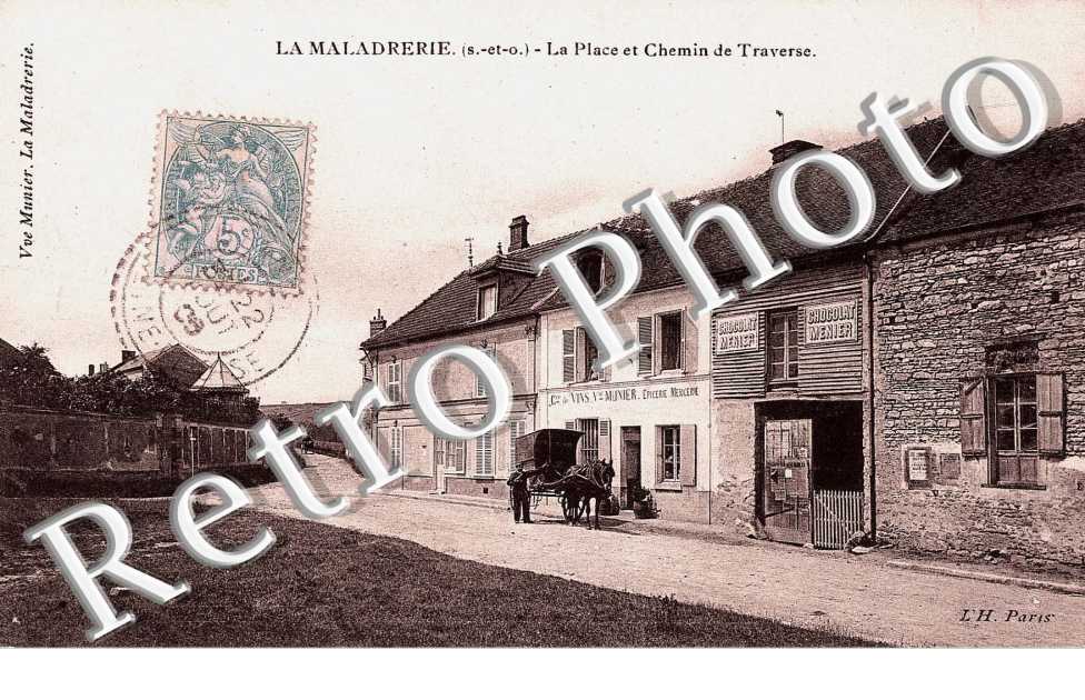 la place et chemin de Traverse