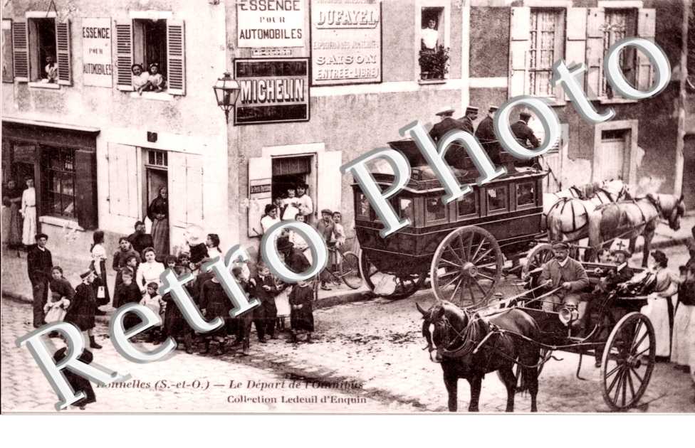 LE DEPART DE L'OMNIBUS