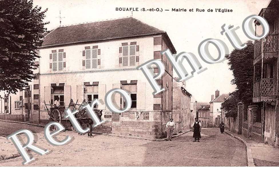 MAIRIE ET RUE DE L'EGLISE