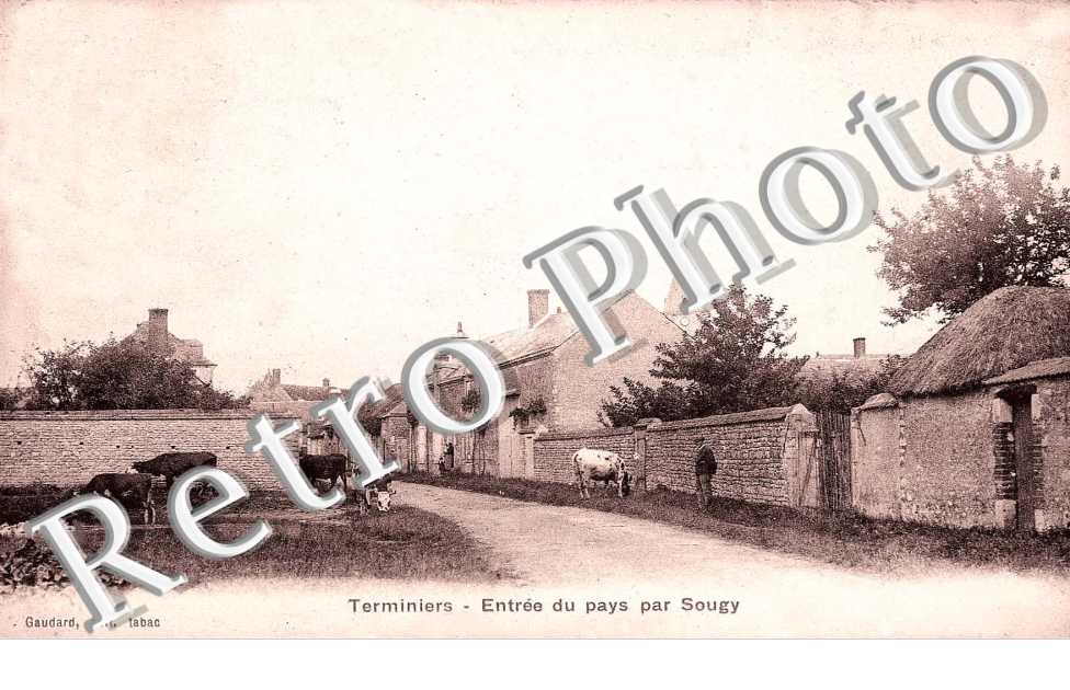 entree du pays par Sougy