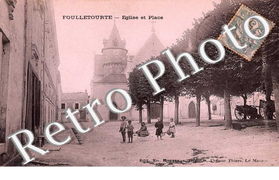 L'eglise et la place