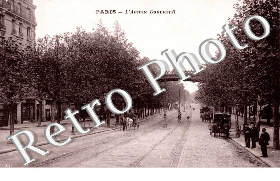 L'AVENUE DAUMESNIL