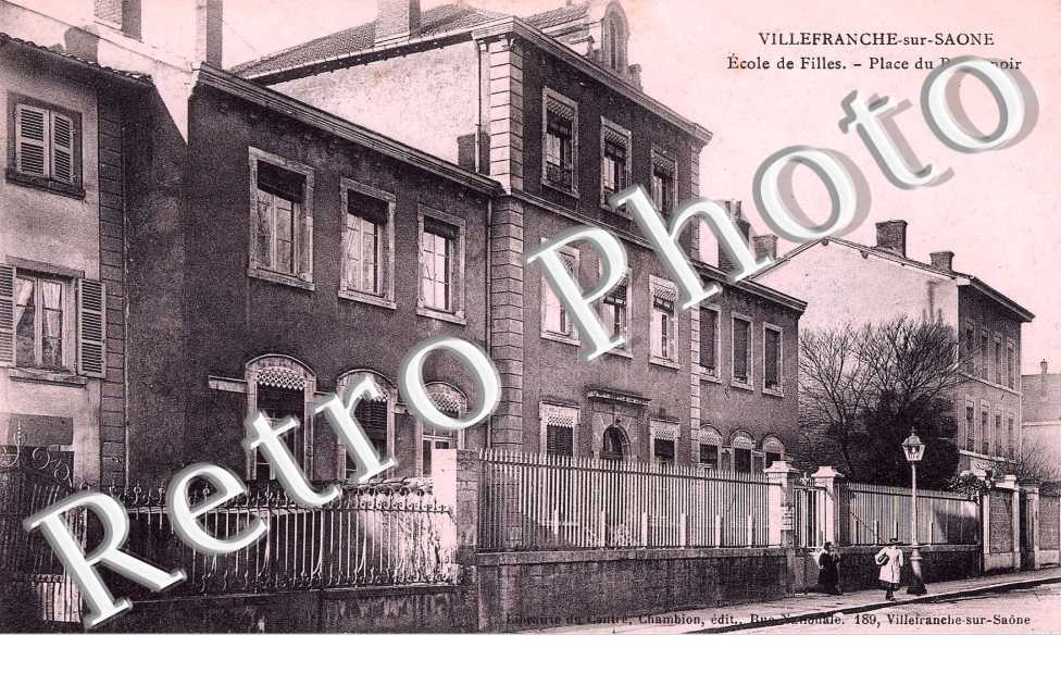 ECOLE DE FILLES - Place du Promenoire