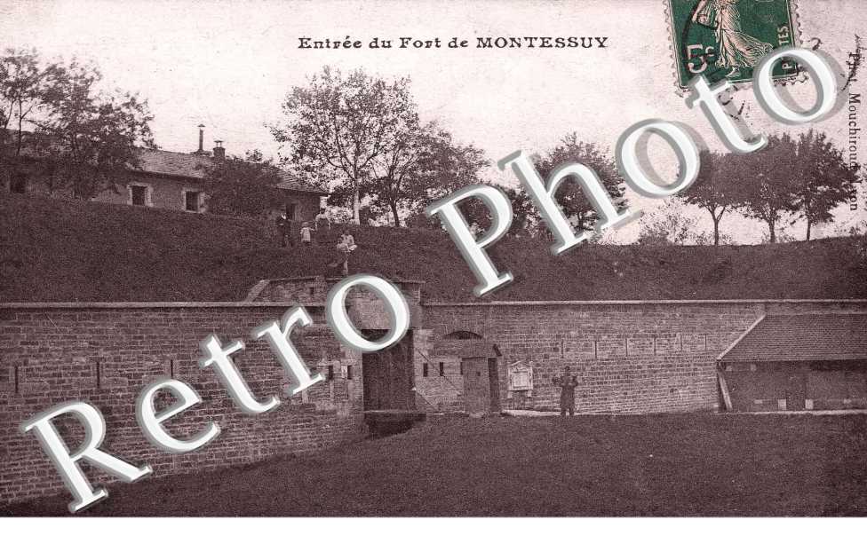 Entree du fort de Montessuy