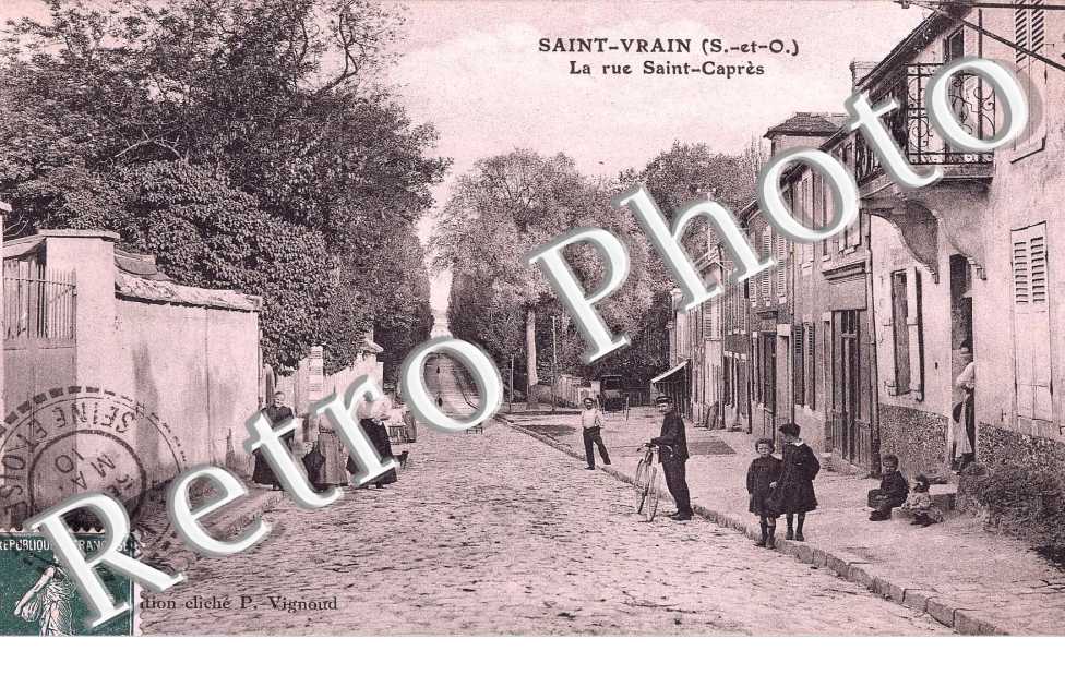 la Rue Saint-Capres