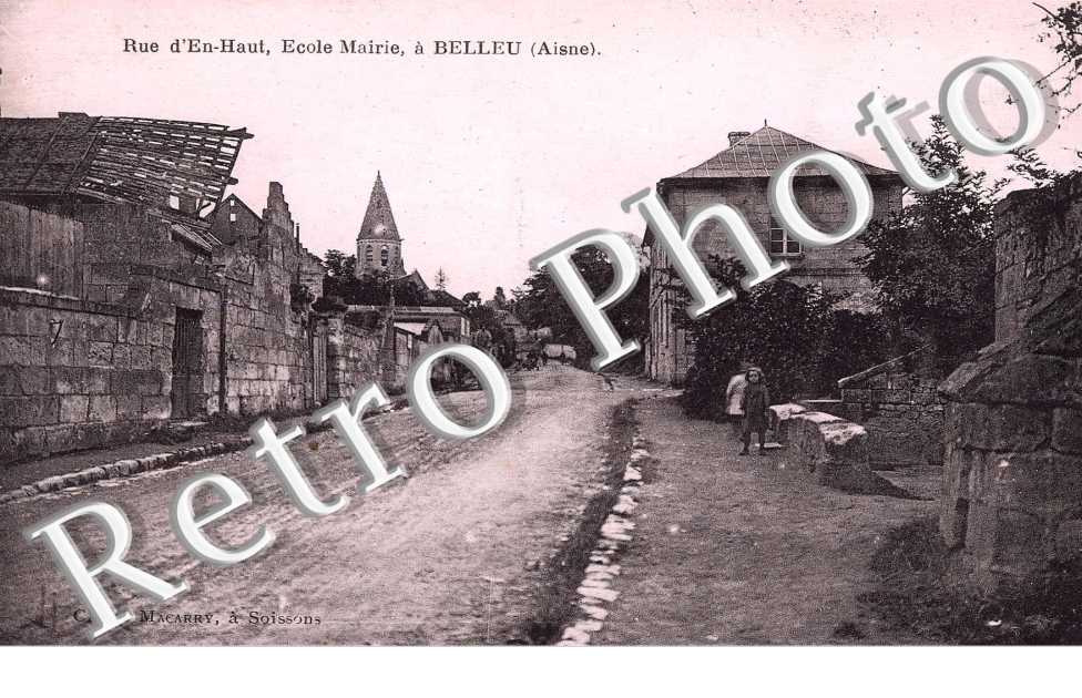 Rue d'En Haut - Ecole et mairie