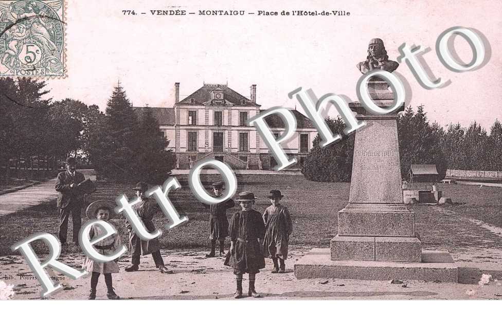 place de l'hôtel de ville 