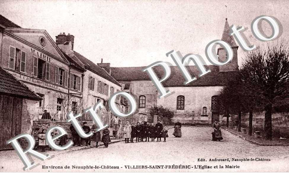 L'EGLISE ET LA MAIRIE