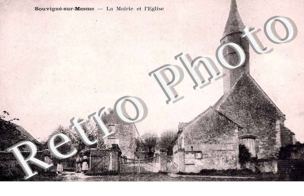 LA MAIRIE ET L'EGLISE