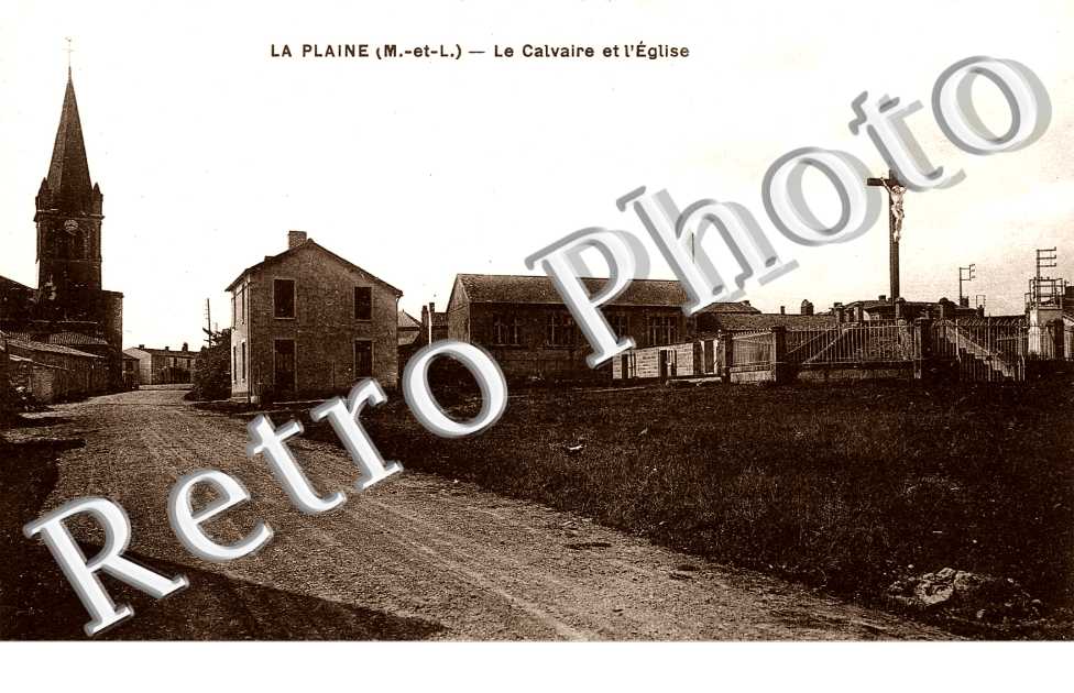 Le Calvaire et l'Eglise