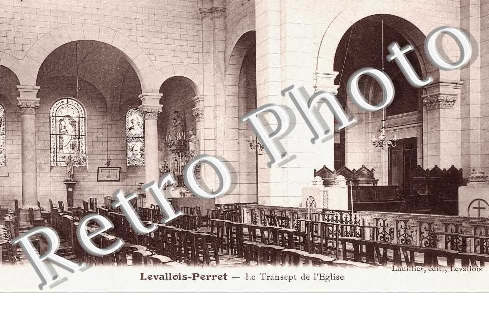 Le Transept de l'eglise
