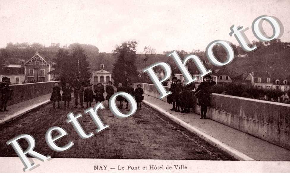 le pont et l'hotel de ville