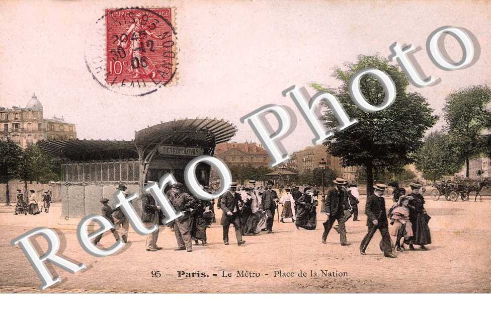 le metro, place de la Nation