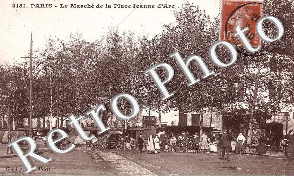 LE MARCHE de le PLACE JEANNE D'ARC