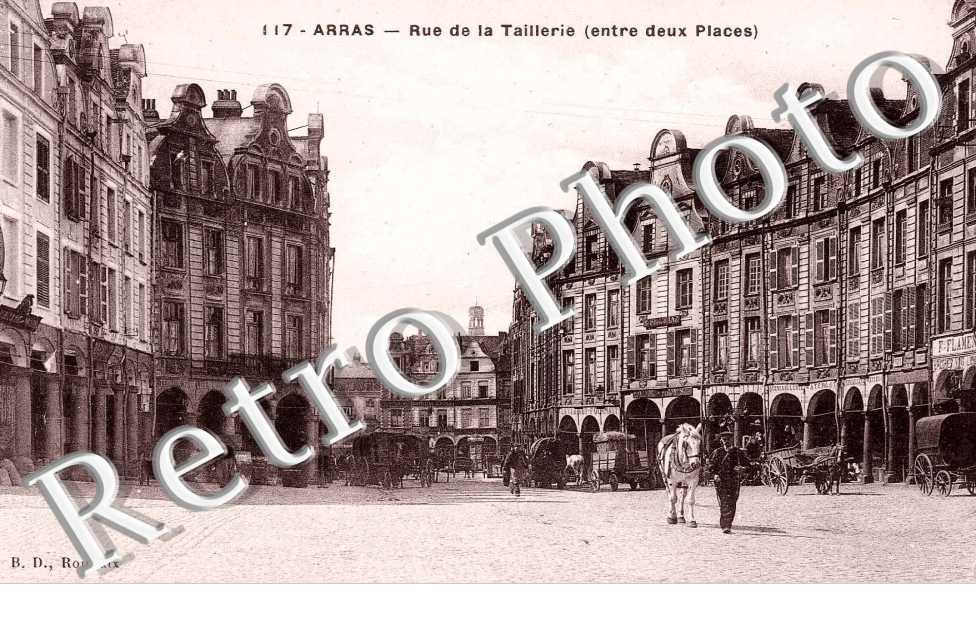 ENTRE LES DEUX PLACES