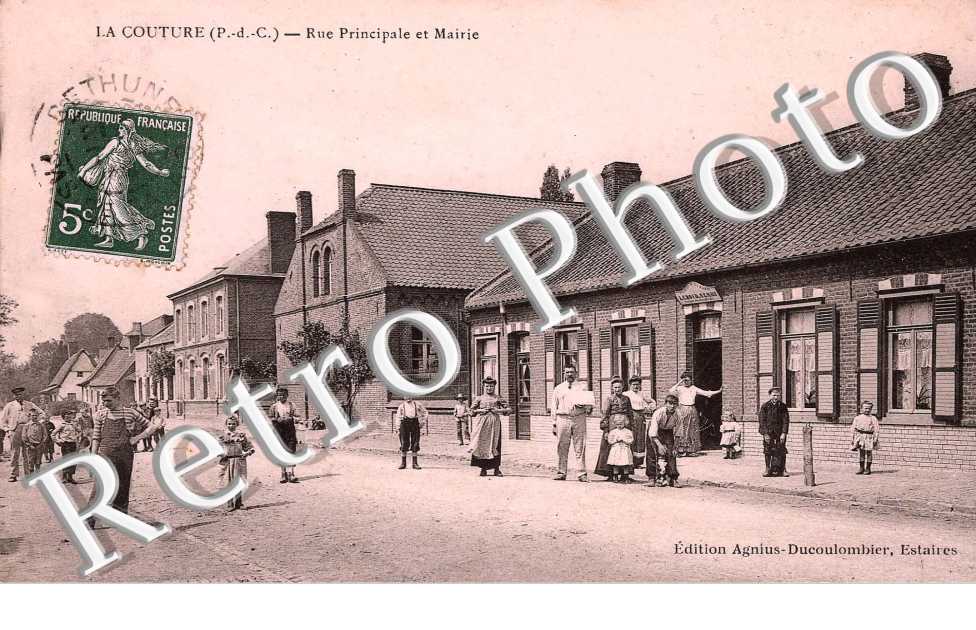 rue principale et mairie