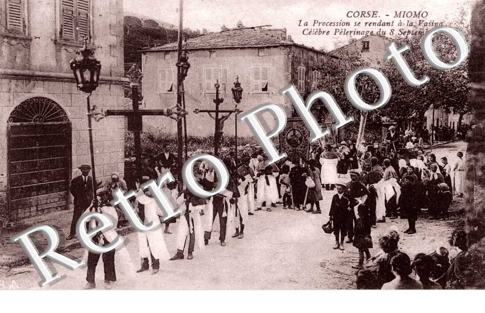 La procession se rendant a la Vasina - Celebre pelerinage du 8 septembre