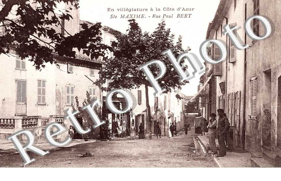 En villegiature a la Cote d'Azur - rue Paul Bert