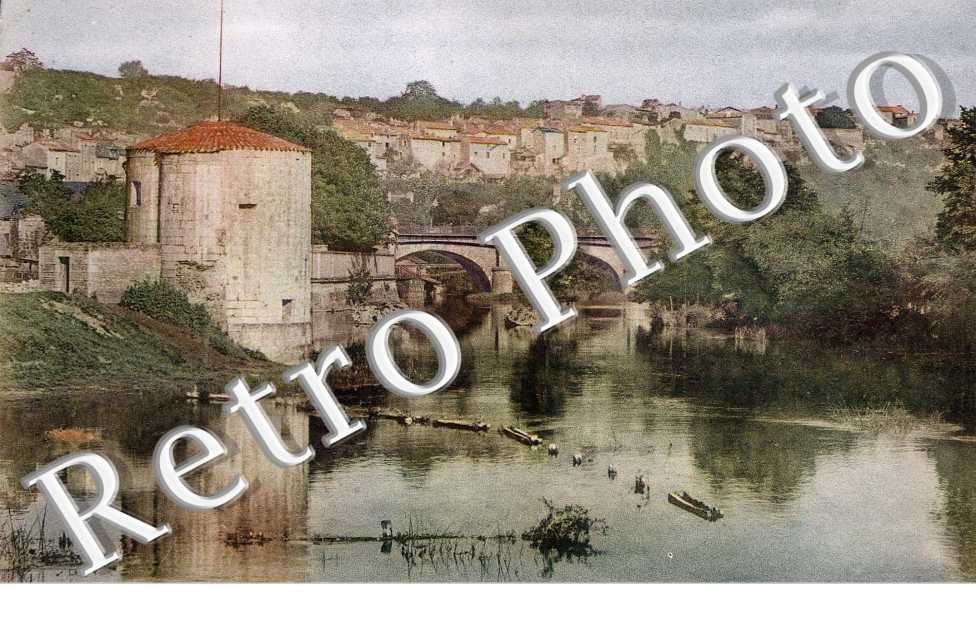 LES BORDS DU CLAIN vers le pont