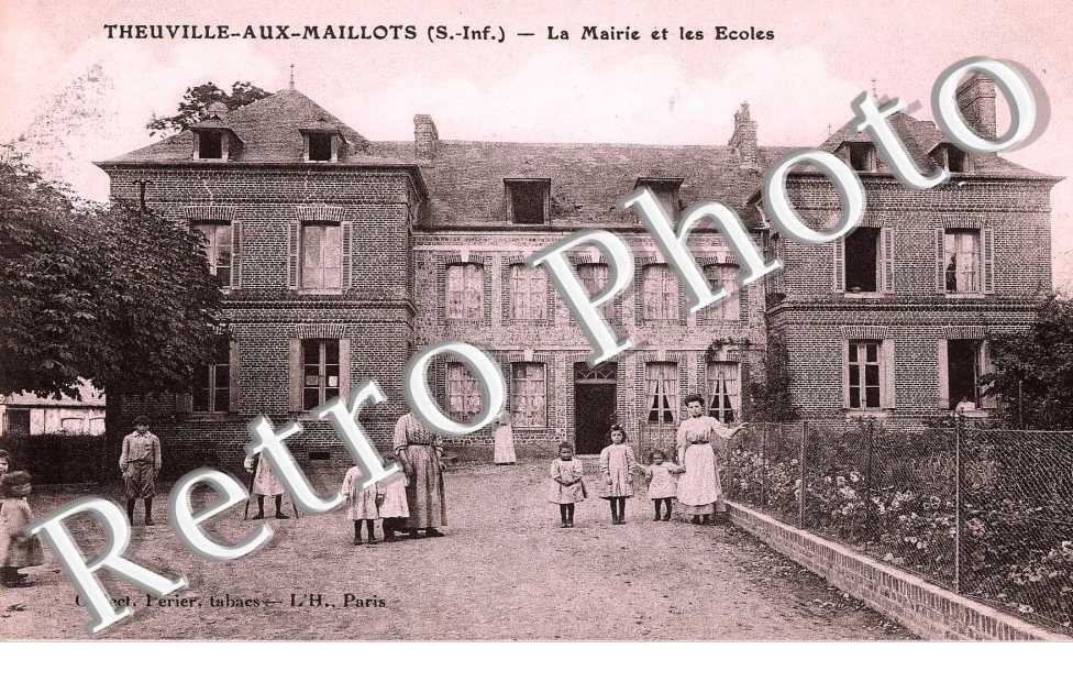 La Mairie et les Ecoles