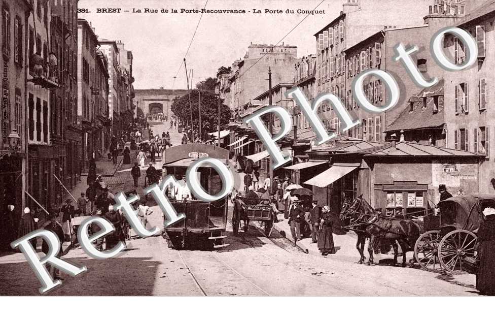 la rue de la porte recouvrance, la porte du conquet