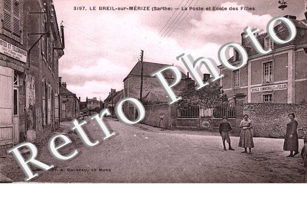 La poste et ecole des filles